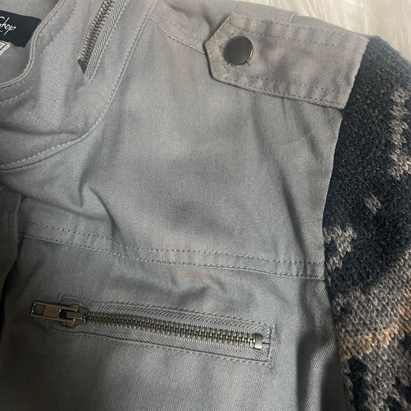 CoffeeShop Olive Green Utility Jacket with Knit Sleeves - Picture 7 of 16